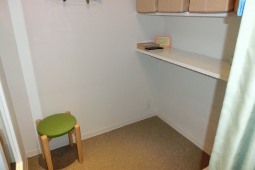 更衣室は2部屋あります。