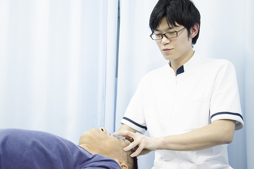 全身しっかりと、頭蓋骨も