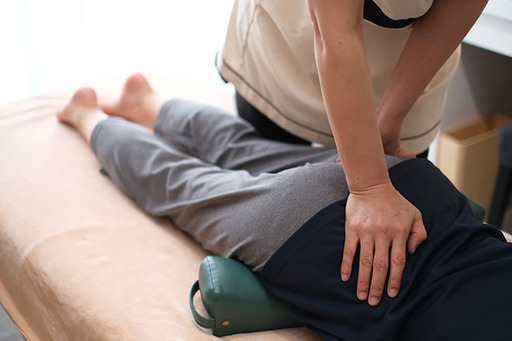 骨盤調整は自重で無理なく