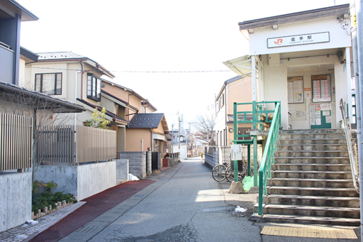 最寄駅からの道順①