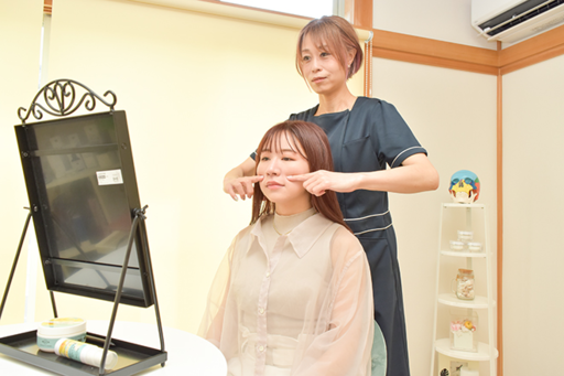 施術前の状態をチェック