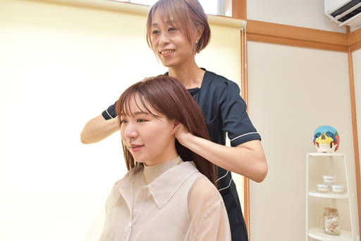 【頭蓋骨矯正】で頭もスッ