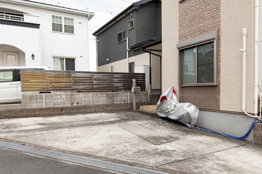専用駐車場がございます
