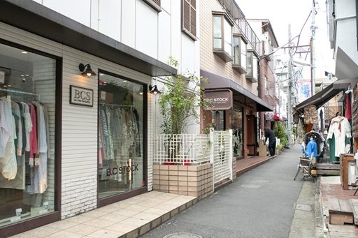 下北沢駅から徒歩3分◎